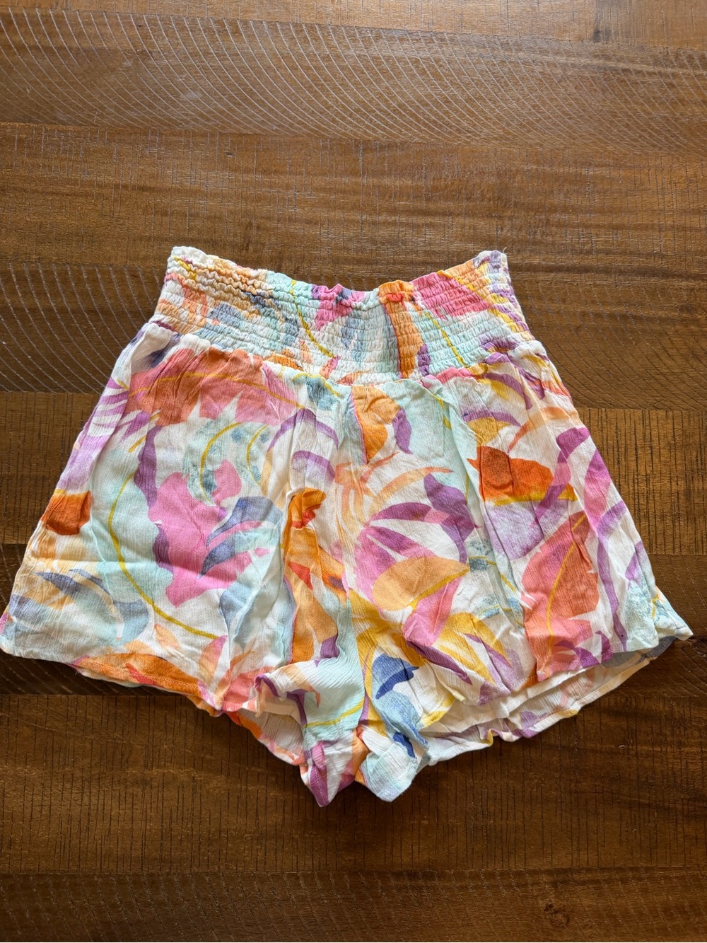 Z Supply Floral Resort Shorts Size M